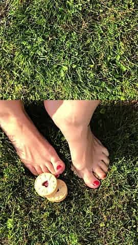Maitresse Madelines solo foot fetish POV