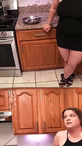 Stepmom Gets It in the Kitchen From Her Stepson After the Divorce