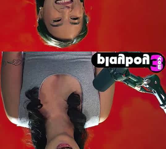 Large butt Oriental Kimmy Kimm sexy masturbation so small chick happy herself