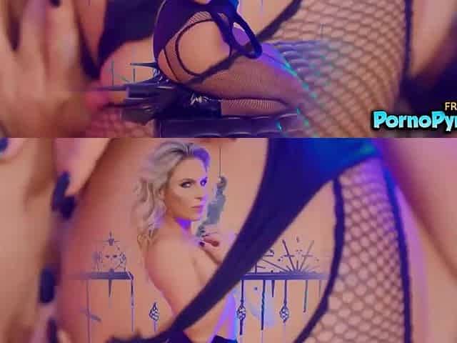 Xander Corvus Bangs Phoenix Marie Butt Sex on all fours For H