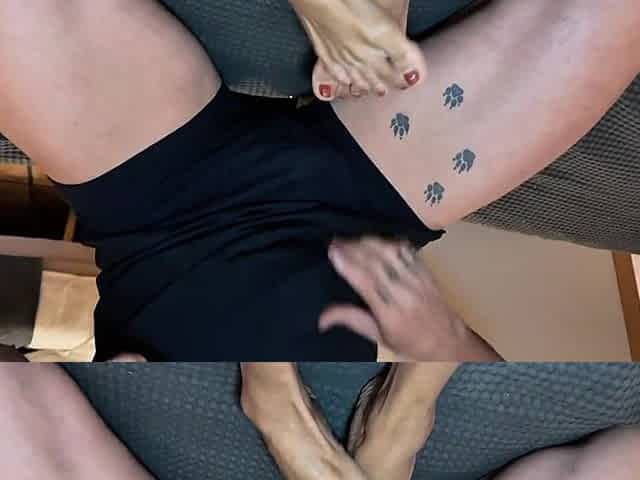Cumming with feet!