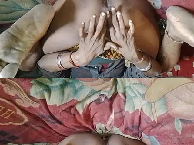 Desi Girl Masturbating