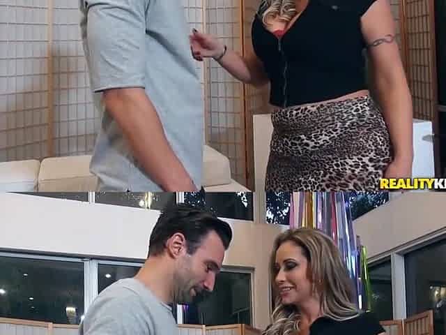 Alex Legend And Eva Notty - A Milf With A Curvy Ass And Big Boobs Is Thirsty For