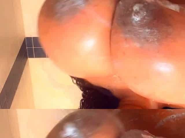Big Boobs MILF Do A Tit Fuck