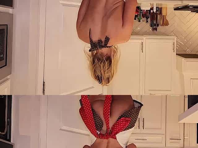 Making A Creampie For Christmas