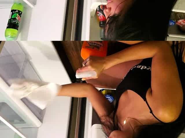 Brunette Solo Webcam Masturbation