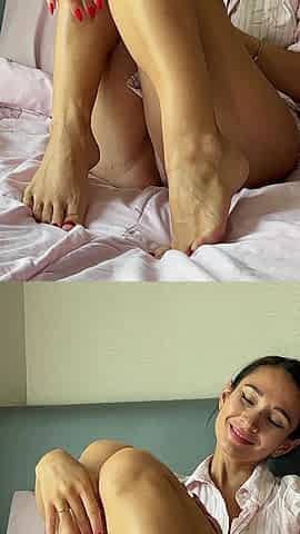 Gentle Morning Orgasms with My Sweet Pussy