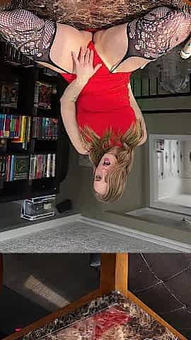 Blond pawg masturbating in on the dinner table
