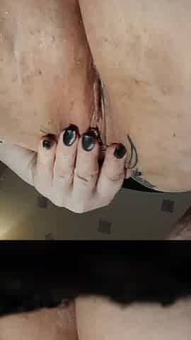 CRISTINA CAVARGIC ROMANIAN HOTWIFE PUSSY EXPOSED