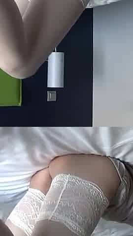 18 Year Photo Model Leslie Does a Nude Casting