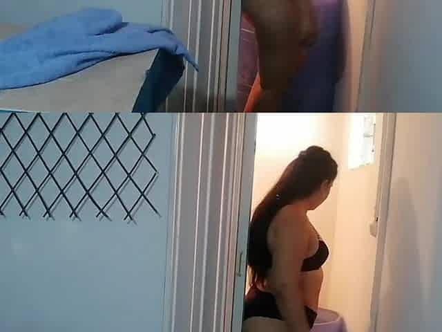 I'm so Horny That I Can't Stand It and I End up Masturbating My Delicious Pussy