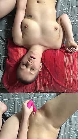 Vilu Vidish Gets Orgasm Cum During the time that There Is No College Roommates