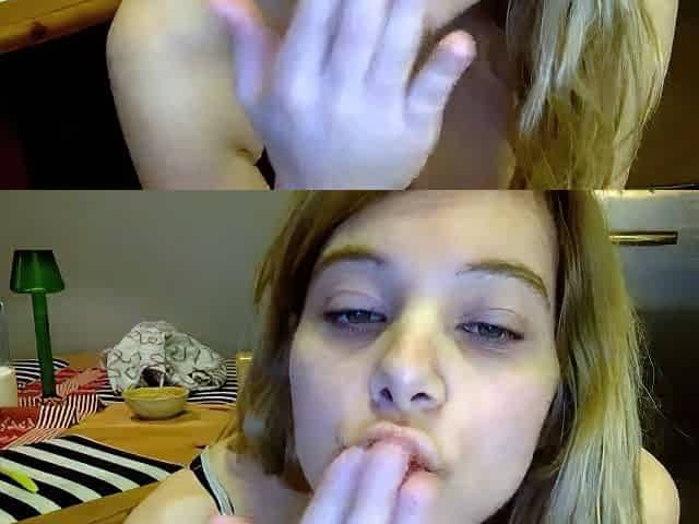Amateur Big Boobs jerks Big Dick