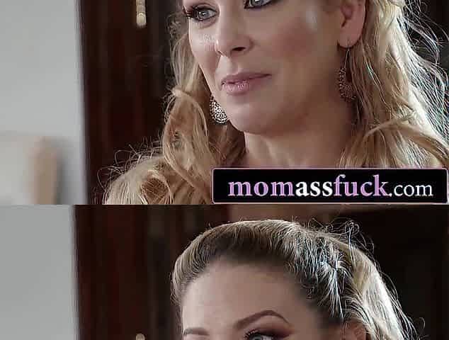 That guy Watches Stepmom Twerk Online, Ends Up Screwing Her Booty
