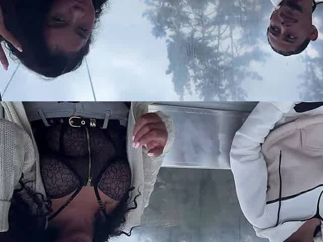 A wench with consummate natural boobs gives me a oral pleasure in the cable car
