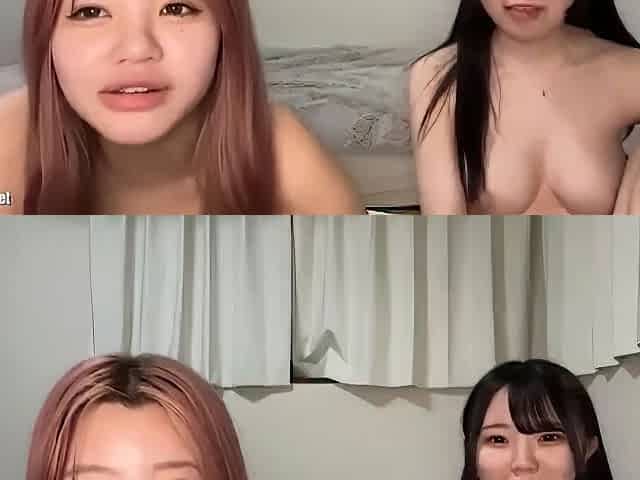 Erotic live chat with cute beautiful girl