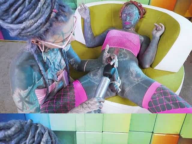 Anuskatzz uses a jackhammer toy on Lily Lu's ass