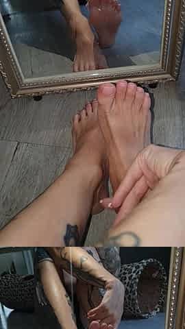 Tender Sweet Feet in the Mirror