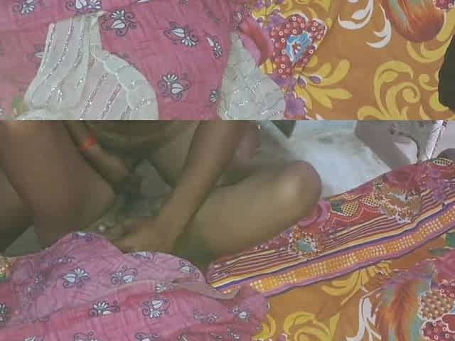 Bhabhi Pusssy Me Big Cock on Bedroom