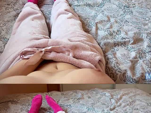 POV fingering my teen twat - Maiskiii