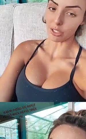 WWE - Peyton Royce cleavage selfie