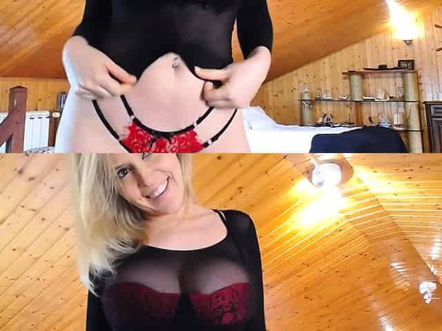 Sexy naked blonde Kiara Lord solo masturbation