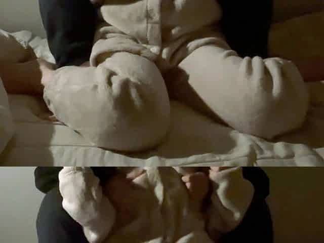 Japanese lesbian Sakuno wears soft pajamas and is deliciousl