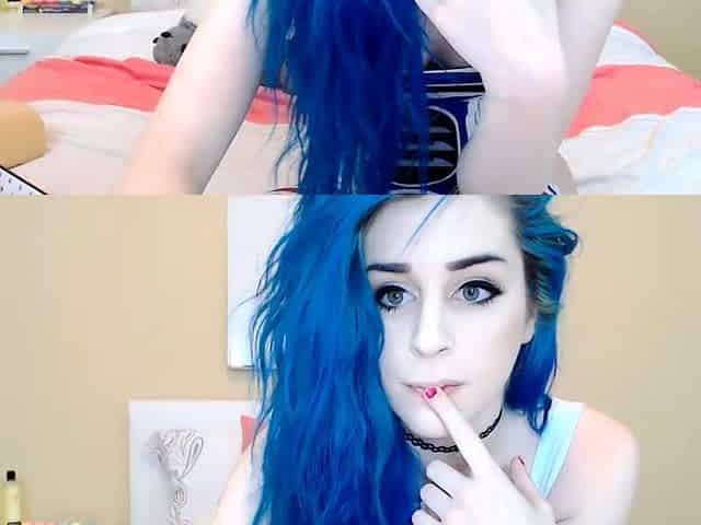 Hot amateur webcam teen masturbates for their fans