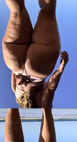 Amateur blondie solo anal masturbation