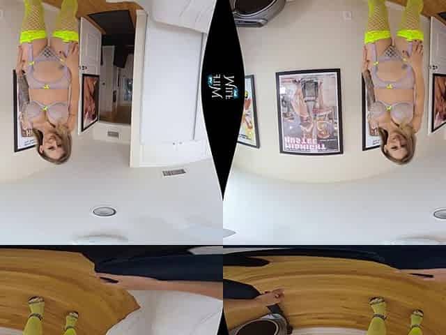 A Starr is Porn - MILFVR