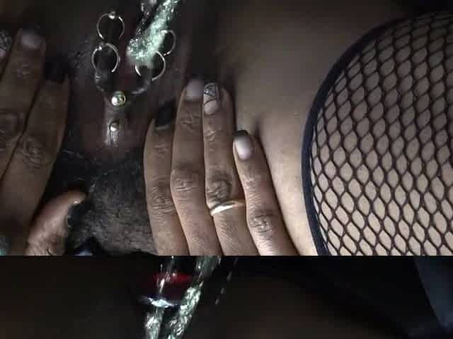 The Latin babe Black Dominant-bitch Darksome Dea urinates and gets drilled hard by