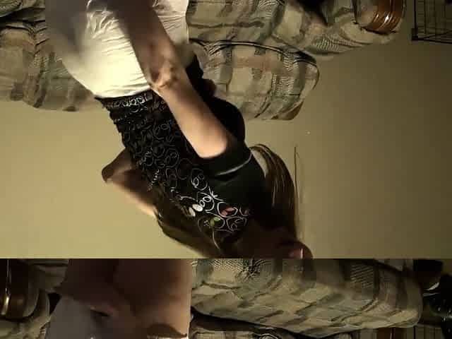 Natalia: Plays With Saggy Wet Diaper