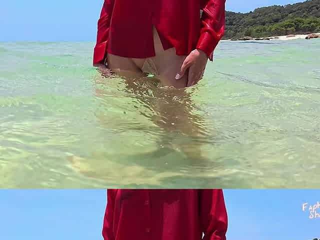 910 in Pantyhose Under Water