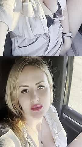 I love playing with my twat in the car.