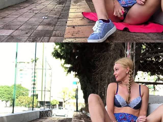 Deviish blonde teen hot solo pussy toying session