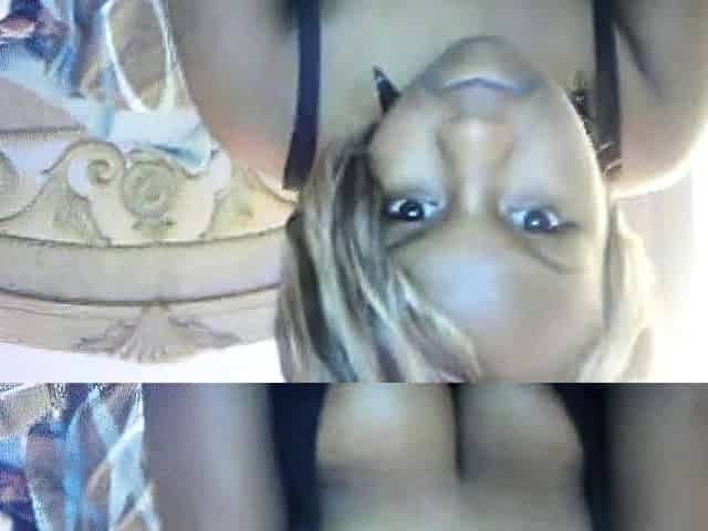 Ebony Amateur on Webcam