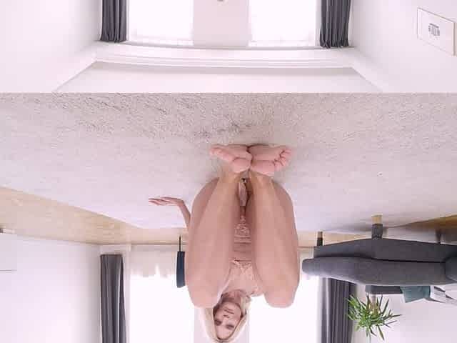 Sexy Teen Candee Licious Foot Fetish