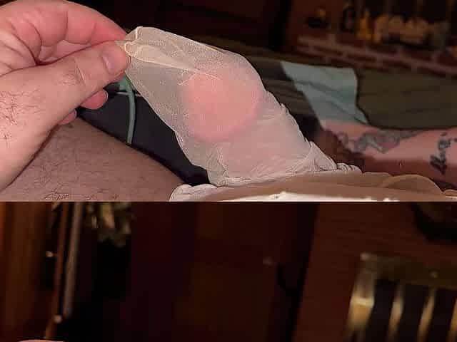 Quick nylons edging and tugjob. Well worn nylons