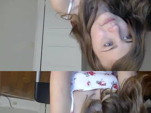 Lovely Amateur teen brunette masturbating outdoor