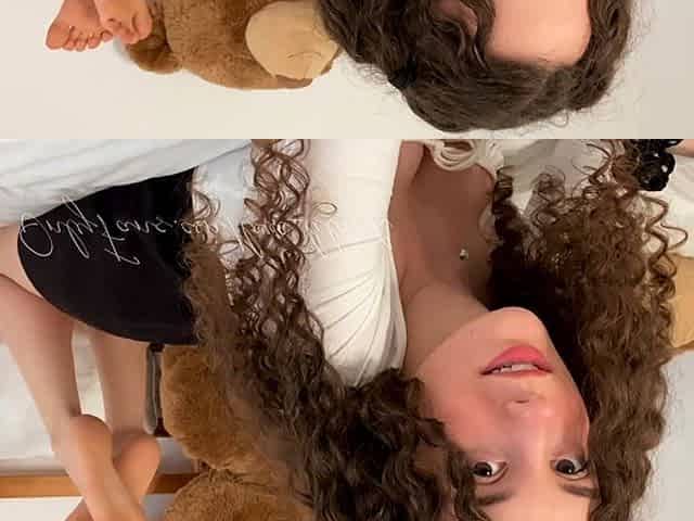 Brunette Solo Webcam Masturbation