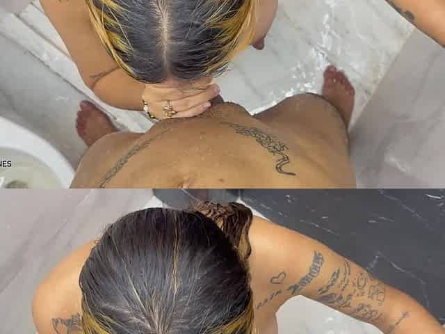 I Go Into My Stepsister's Bathroom to Fuck Her Hard and Cum in Her Pussy