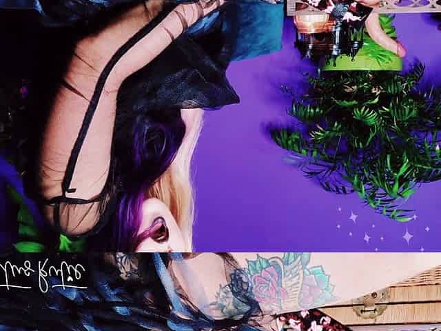 Witch Casts a Cum Spell on Herself