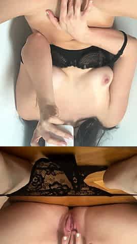 Hot amateur webcam teen masturbates for their fans