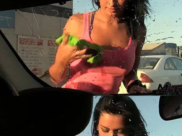 MOFOZO.com - Ebony Haired Car Washer Gets A Facial