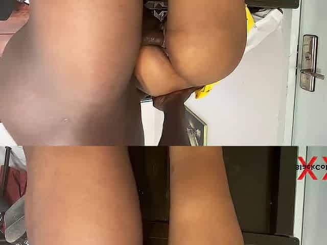 CAMPUS GAL BANGS HER TEACHER IN HIS OFFICE