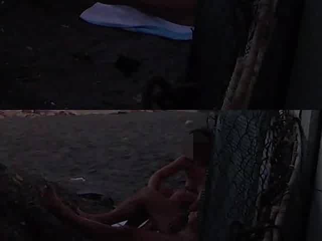 Flashing My Cock in Front of My Stepdaughter in a Beach and She Helps Me Cumshot in Front of Everyone