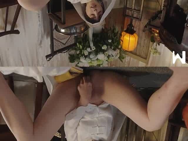 ModelMedia Asia - Let the hot and warm-hearted mother I'd like to fuck Zhong Wanbing take nice care of your rod