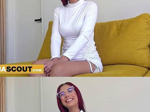 Cute 18yo Colombian Underware Model Gets Her Snatch Wrecked In Fake Homemade Photoshoot