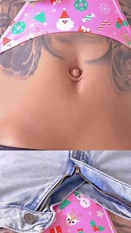 Before Going to the New Year's Eve Party, She Ate a Dick
