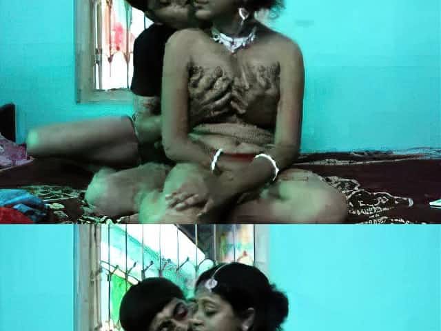 Indian Desi Teen In Glasses Squirting On Webcam